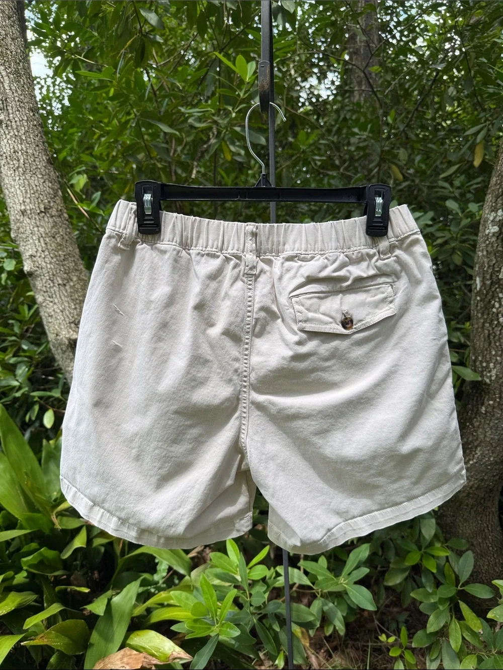 Men's Flat-Front Casual Shorts